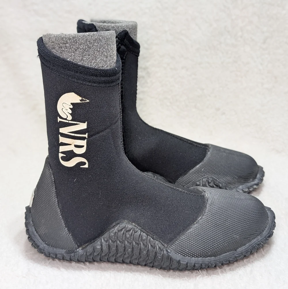 NRS Tread 3 Wetshoes River Boots Sz 5 Black neoprene Surf Wading Fishing Rafting